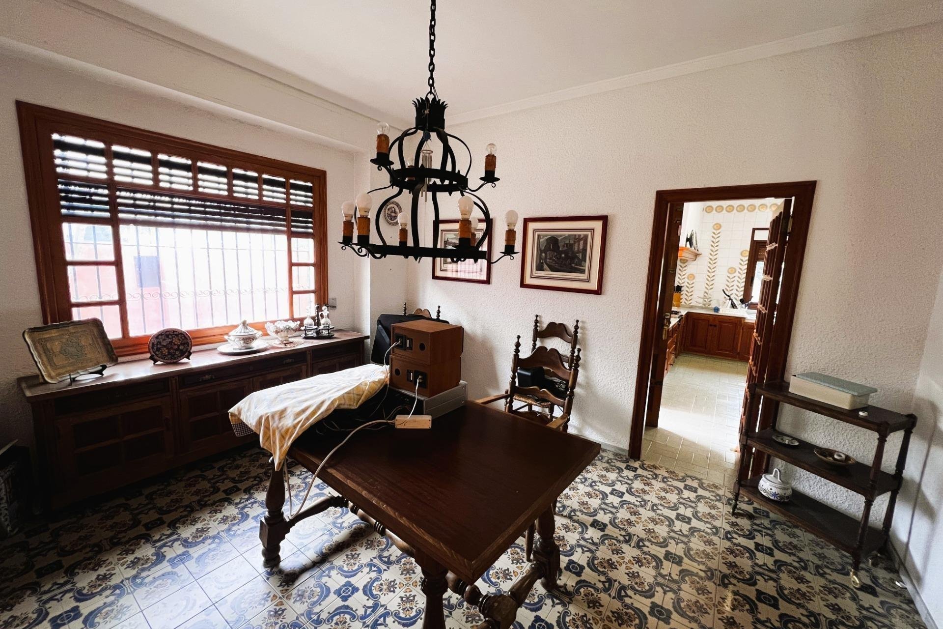 Herverkoop - Chalet - Elche - Ciudad Jardin