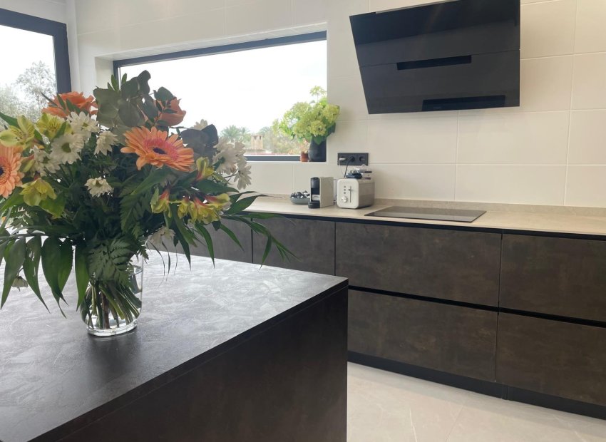 Herverkoop - Chalet - Elche Pedanías - Alzabares