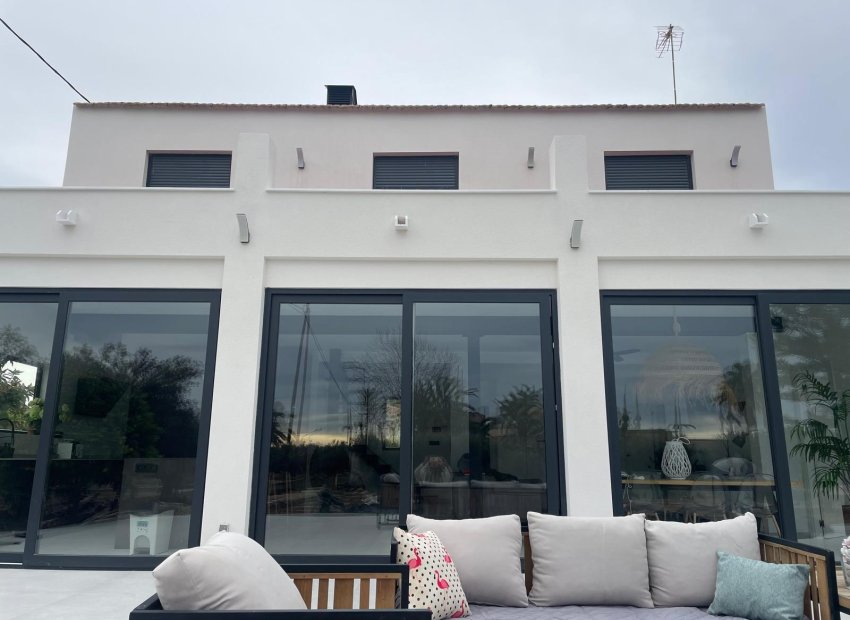 Herverkoop - Chalet - Elche Pedanías - Alzabares