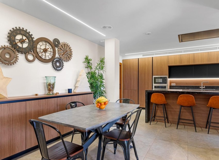 Herverkoop - Chalet - Elche Pedanías - Alzabares