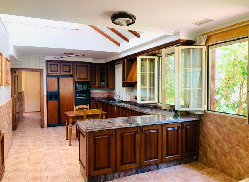 Herverkoop - Chalet - Elche Pedanías - Alzabares