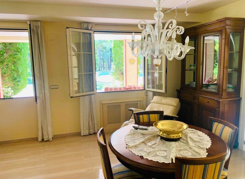 Herverkoop - Chalet - Elche Pedanías - Alzabares