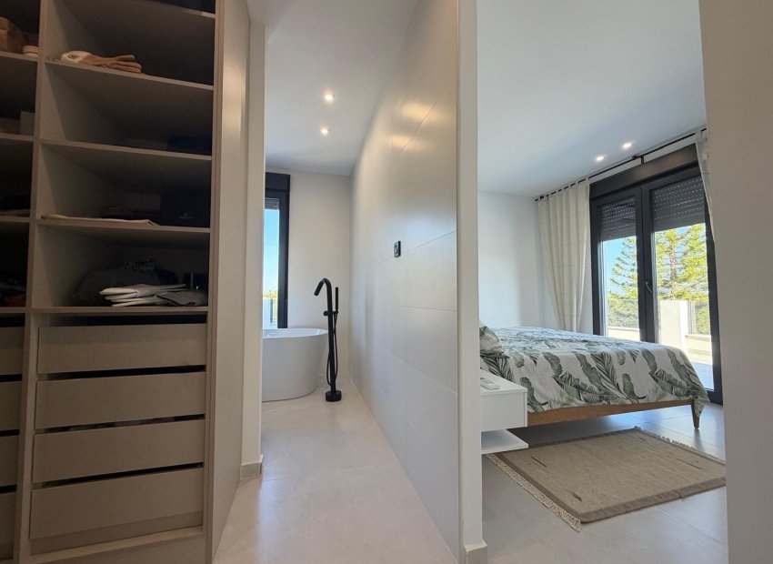 Herverkoop - Chalet - Elche Pedanías - Alzabares