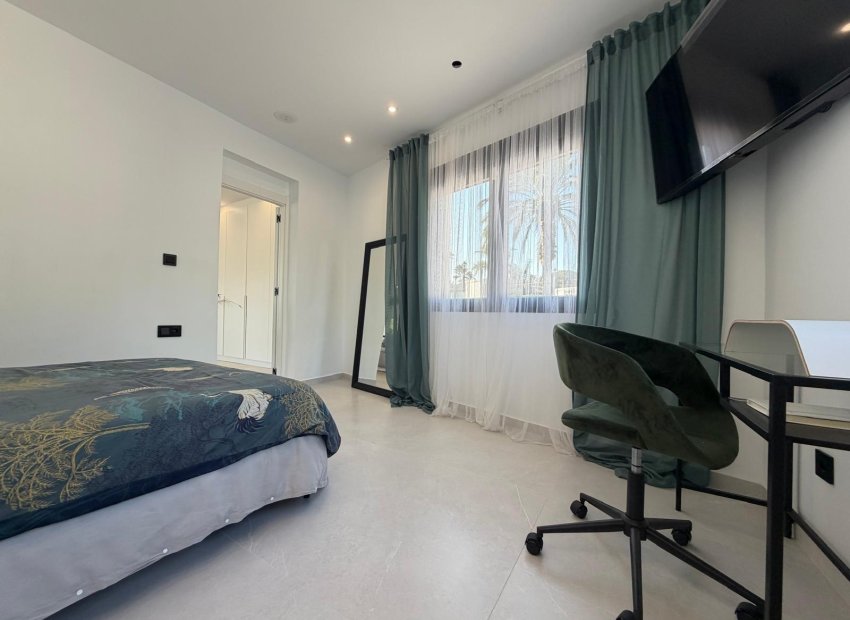 Herverkoop - Chalet - Elche Pedanías - Alzabares