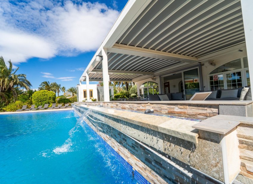 Herverkoop - Chalet - Elche Pedanías - Carretera santa pola