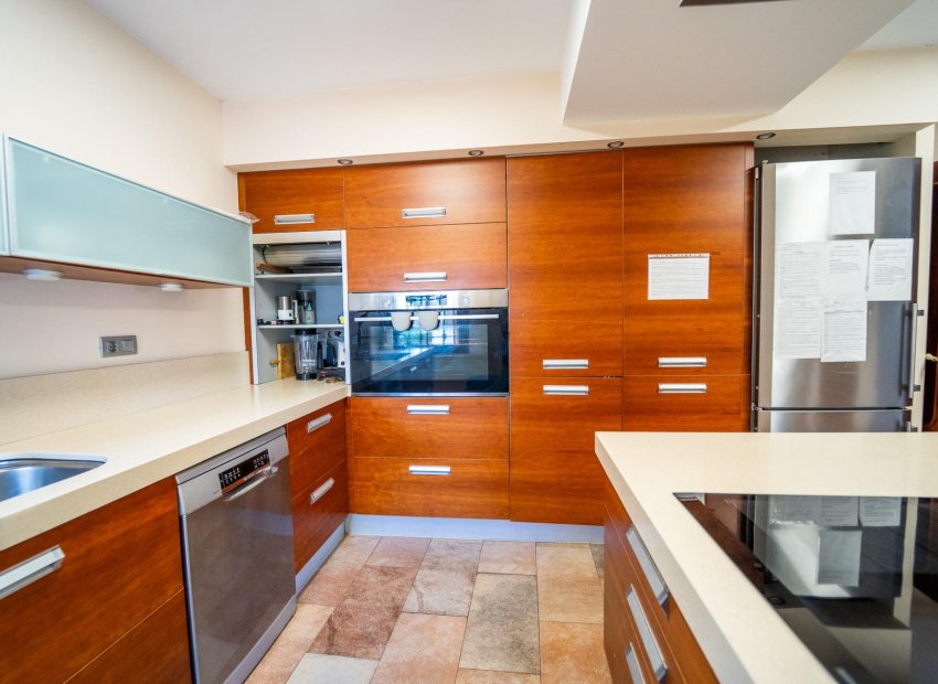 Herverkoop - Chalet - Elche Pedanías - Carretera santa pola