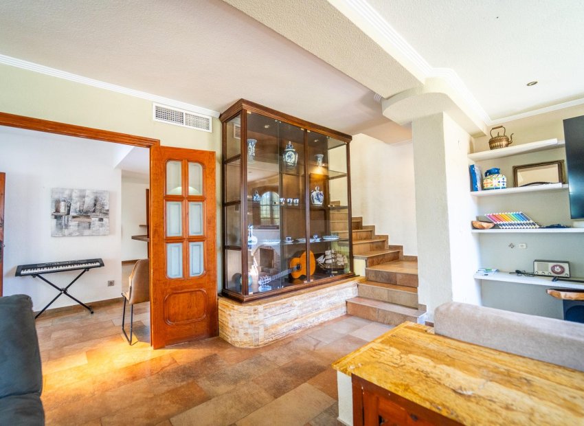 Herverkoop - Chalet - Elche Pedanías - Carretera santa pola