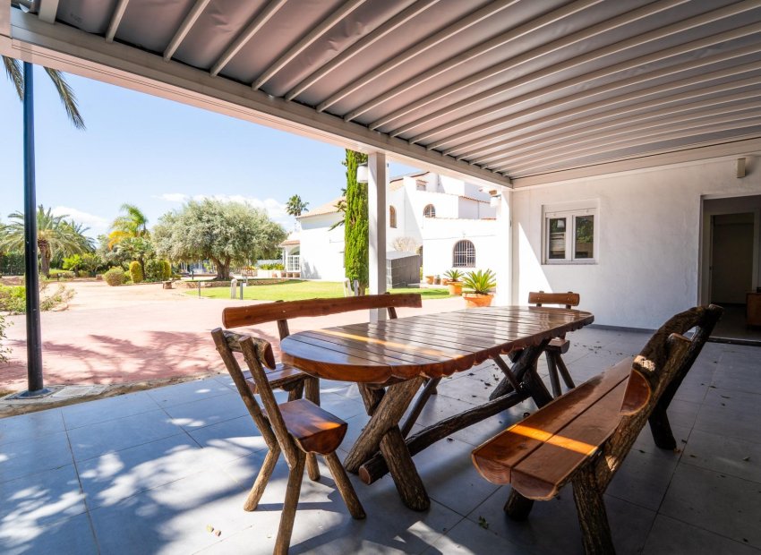 Herverkoop - Chalet - Elche Pedanías - Carretera santa pola