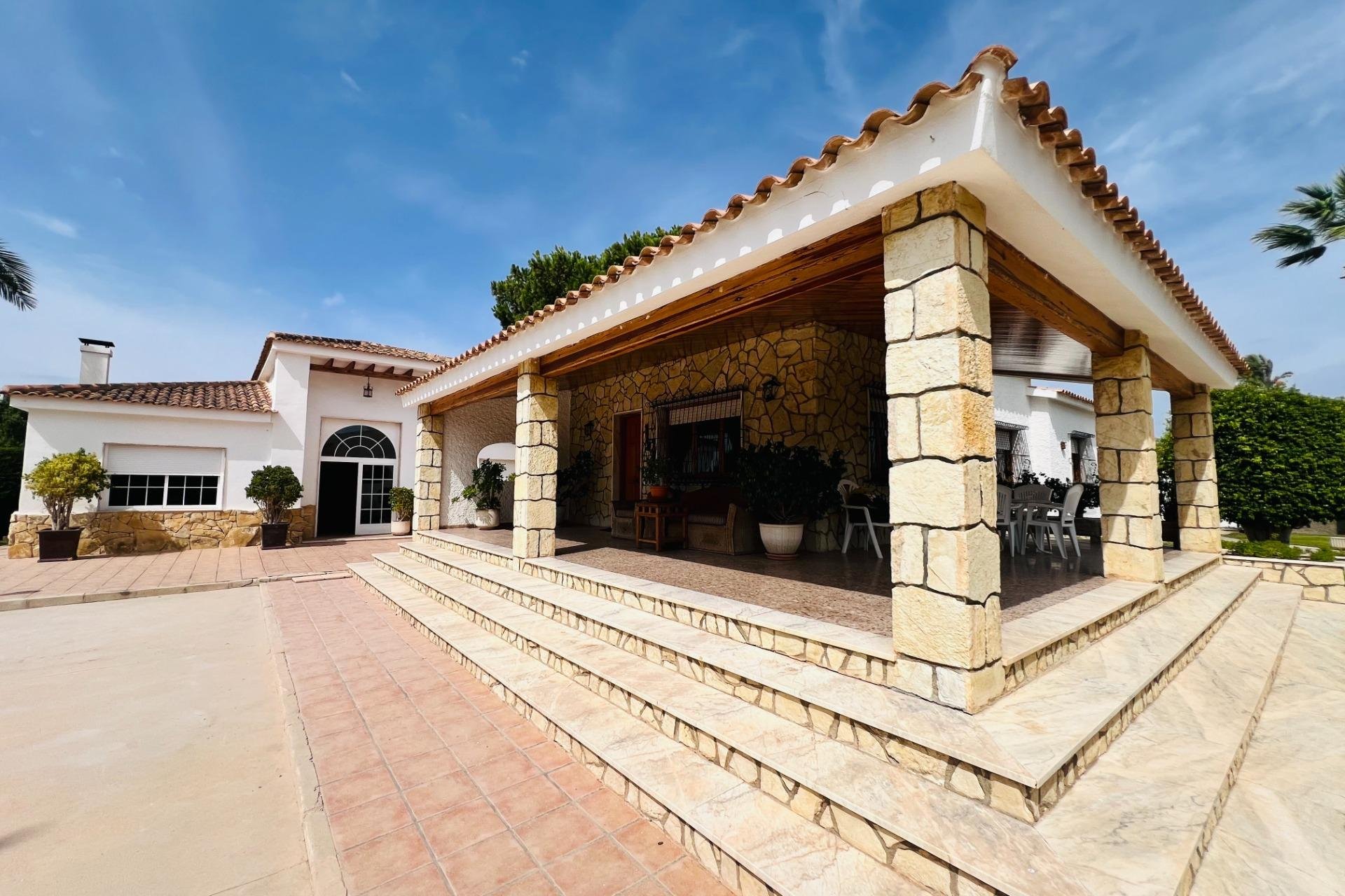 Herverkoop - Chalet - Elche Pedanías - Maitino-Perleta
