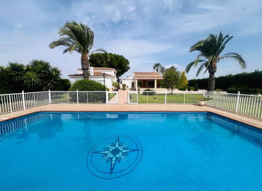 Herverkoop - Chalet - Elche Pedanías - Maitino-Perleta