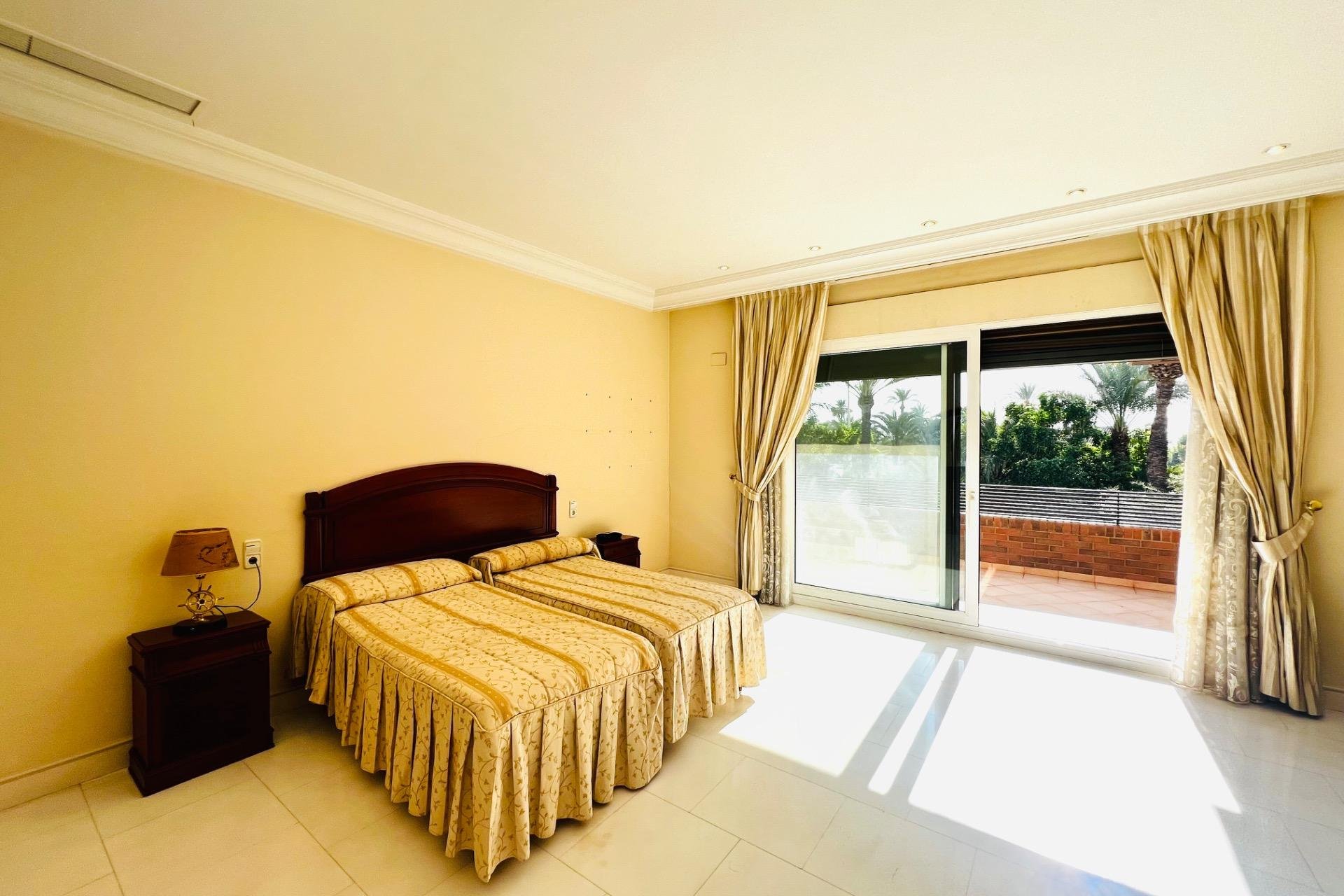 Herverkoop - Chalet - Elche Pedanías - Matola