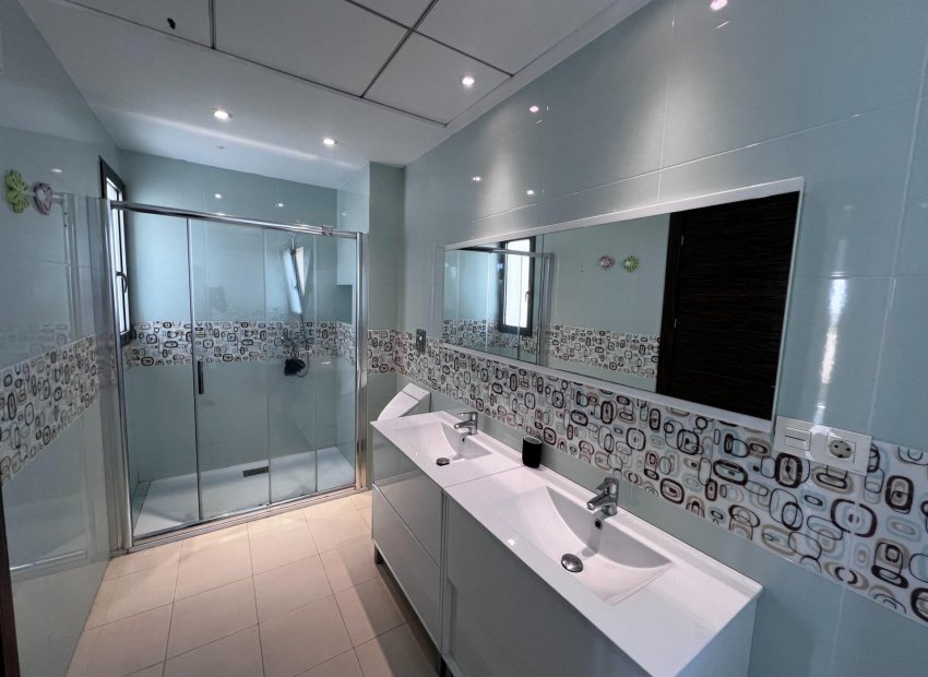 Herverkoop - Chalet - Elche Pedanías - Peña las Águilas