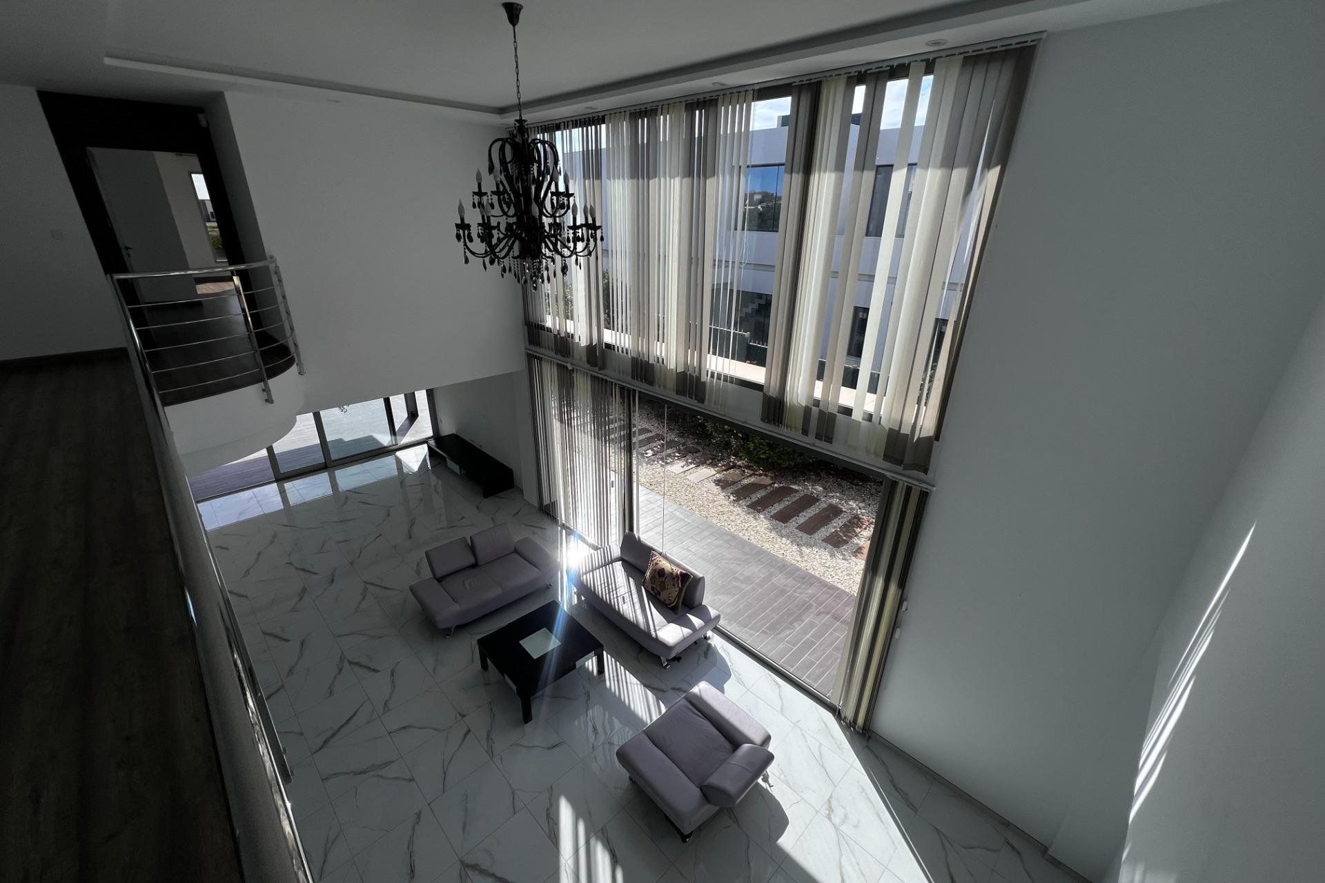 Herverkoop - Chalet - Elche Pedanías - Peña las Águilas