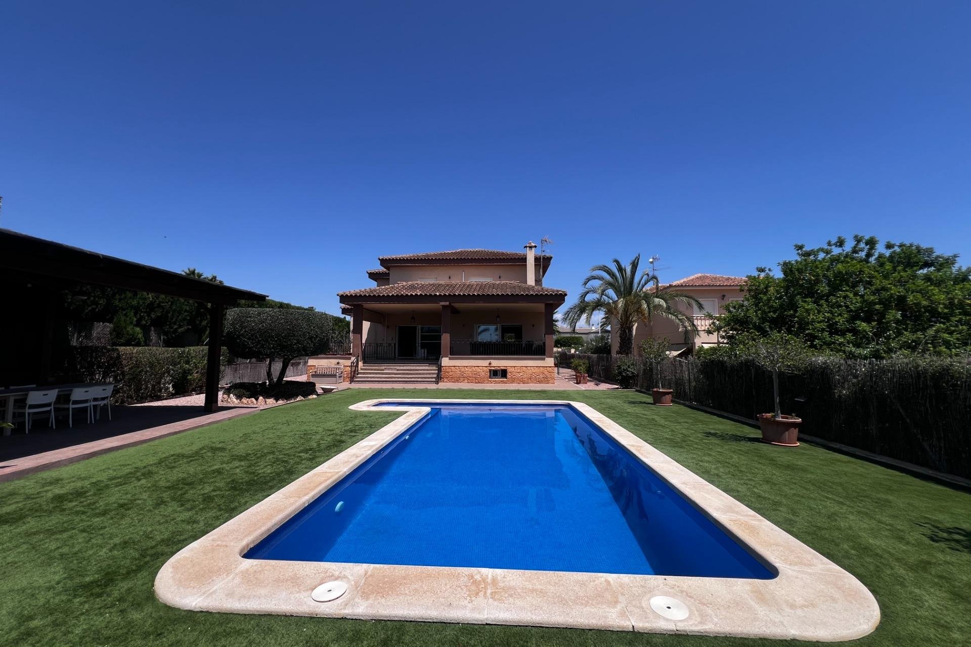 Herverkoop - Chalet - Elche Pedanías - Valverde