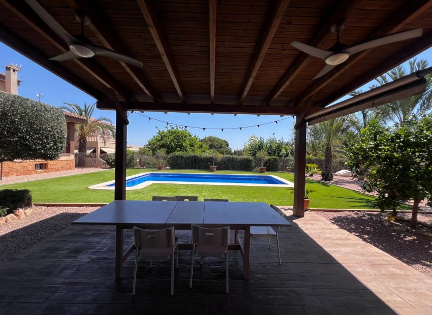 Herverkoop - Chalet - Elche Pedanías - Valverde