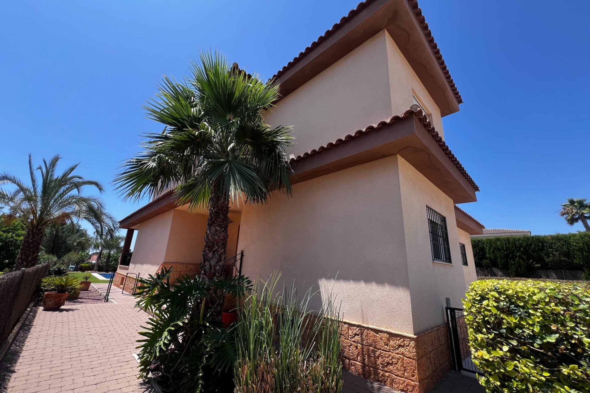 Herverkoop - Chalet - Elche Pedanías - Valverde