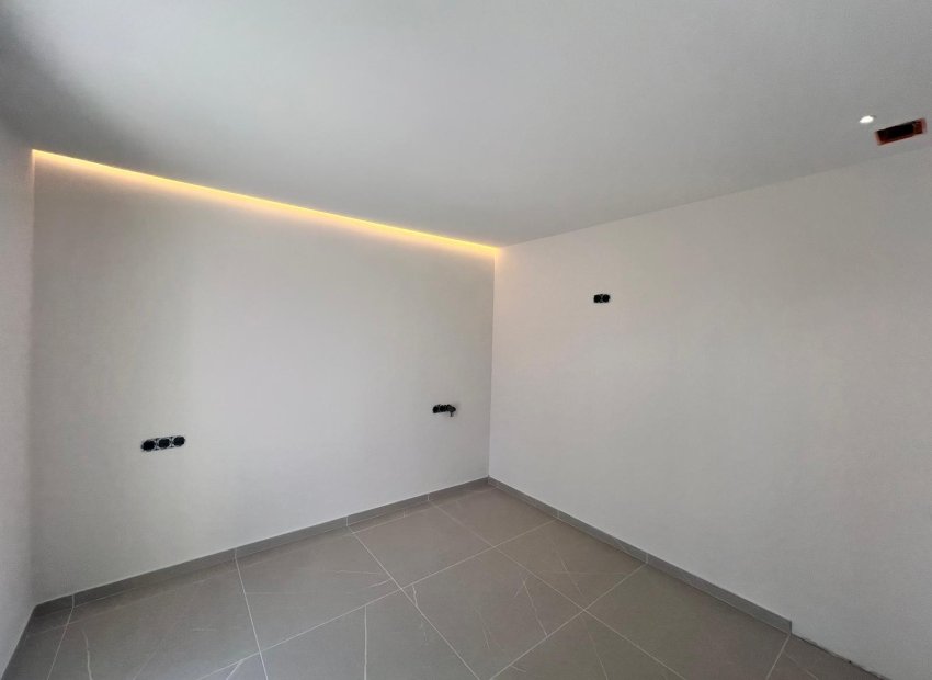 Herverkoop - Chalet - Elche Pedanías - Valverde