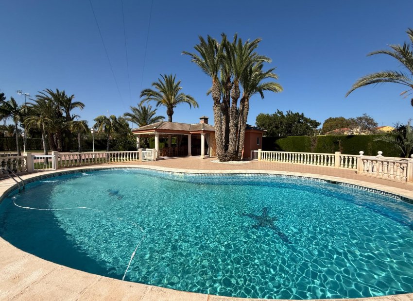 Herverkoop - Chalet - Elche Pedanías - Valverde