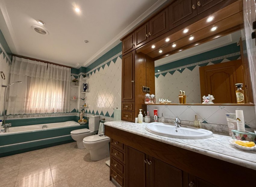 Herverkoop - Chalet - Elche Pedanías - Valverde