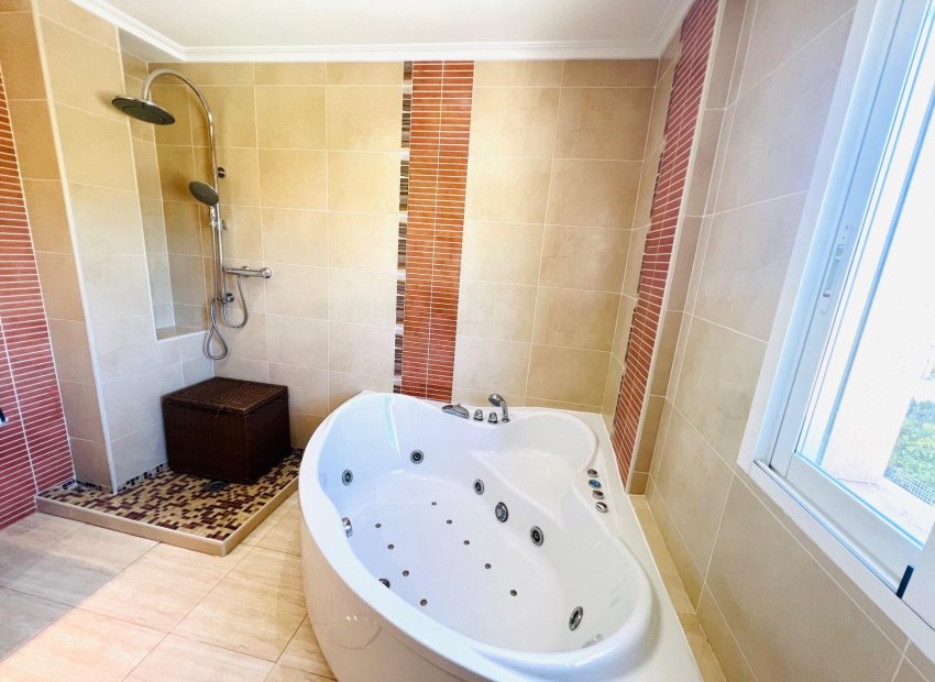 Herverkoop - Chalet - Elche Pedanías - Valverde