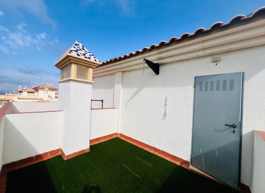 Herverkoop - Chalet - Gran alacant - Avda. mediterraneo