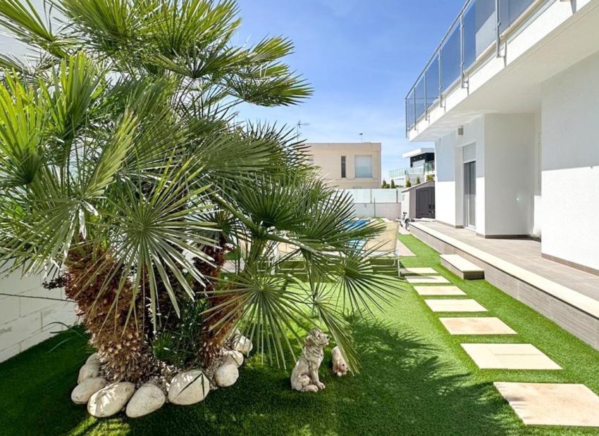 Herverkoop - Chalet - Gran alacant - Monte y Mar