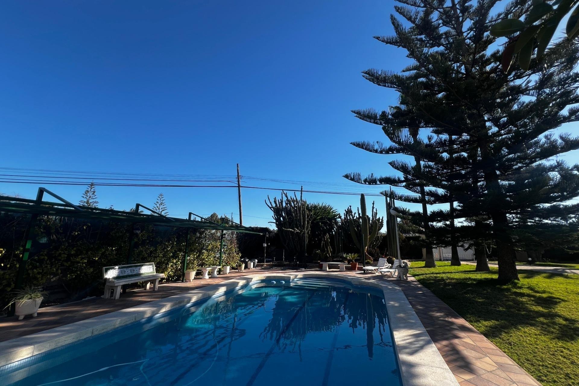 Herverkoop - Chalet - Las bayas - Las Bayas-Asprillas