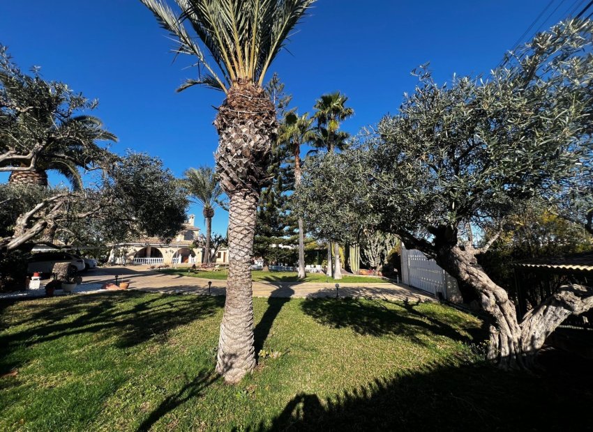 Herverkoop - Chalet - Las bayas - Las Bayas-Asprillas