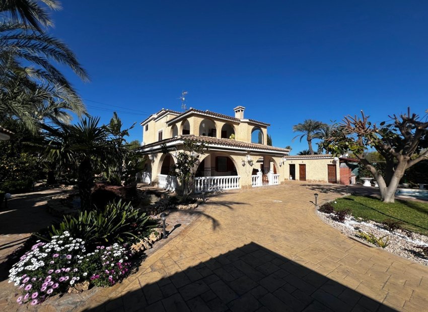 Herverkoop - Chalet - Las bayas - Las Bayas-Asprillas