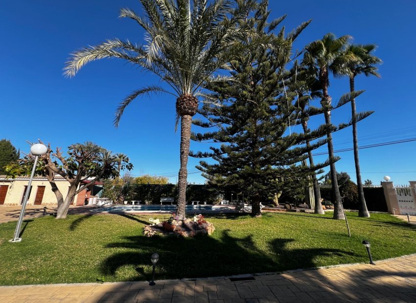 Herverkoop - Chalet - Las bayas - Las Bayas-Asprillas