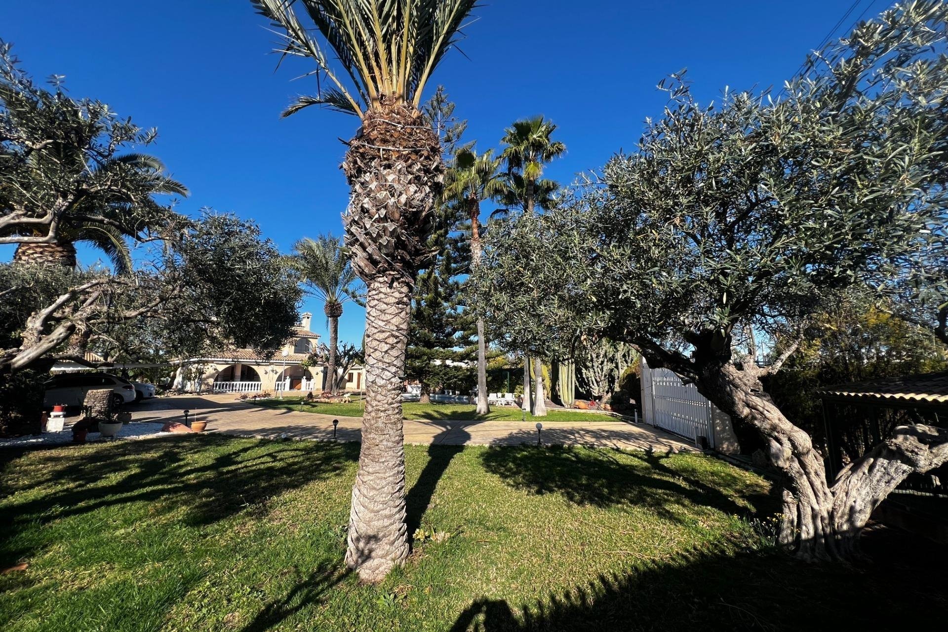 Herverkoop - Chalet - Las bayas - Las Bayas-Asprillas