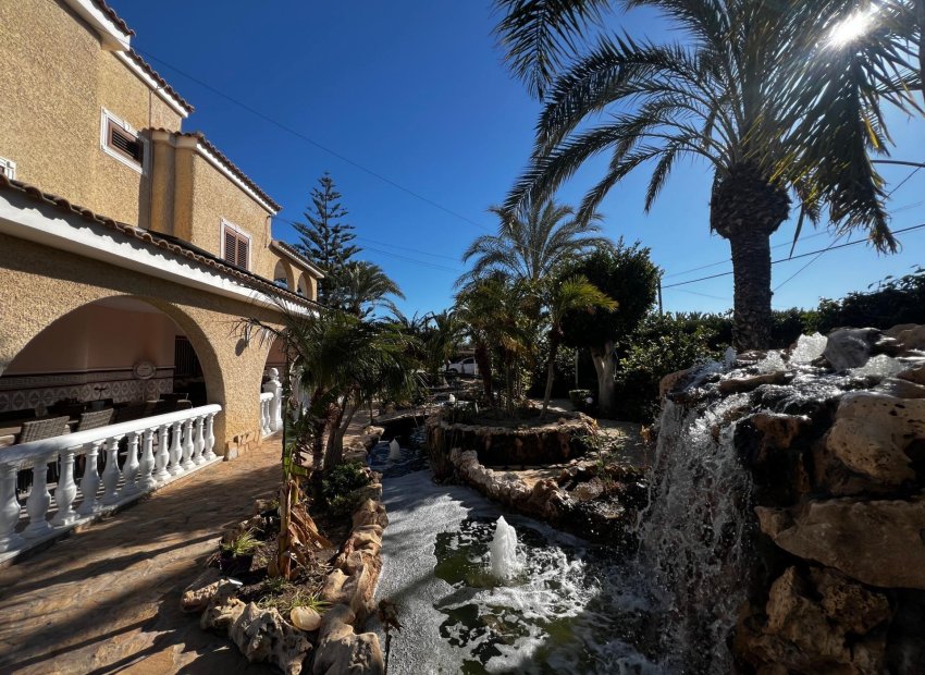 Herverkoop - Chalet - Las bayas - Las Bayas-Asprillas