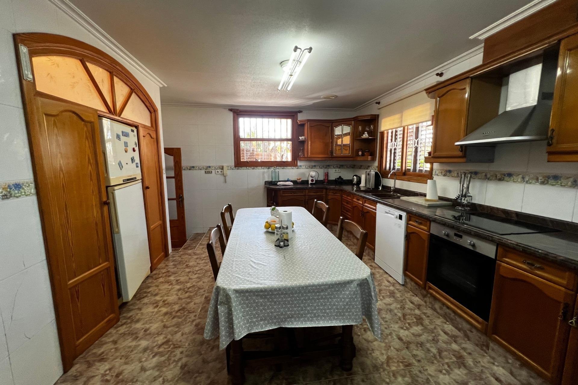 Herverkoop - Chalet - Las bayas - Las Bayas-Asprillas