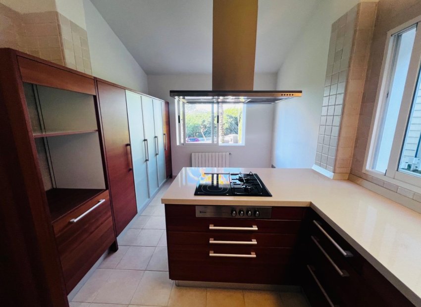 Herverkoop - Chalet - Monforte del Cid