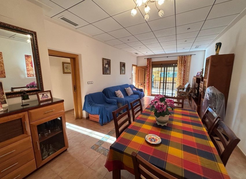 Herverkoop - Chalet - Orihuela Costa - Punta Prima