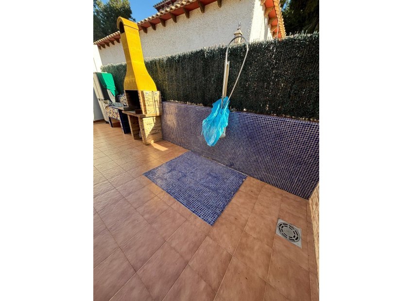 Herverkoop - Chalet - Orihuela Costa - Punta Prima