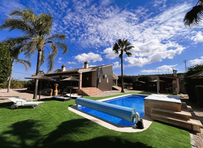 Herverkoop - Chalet - Orihuela - Molins-Campaneta-San Bartolomé