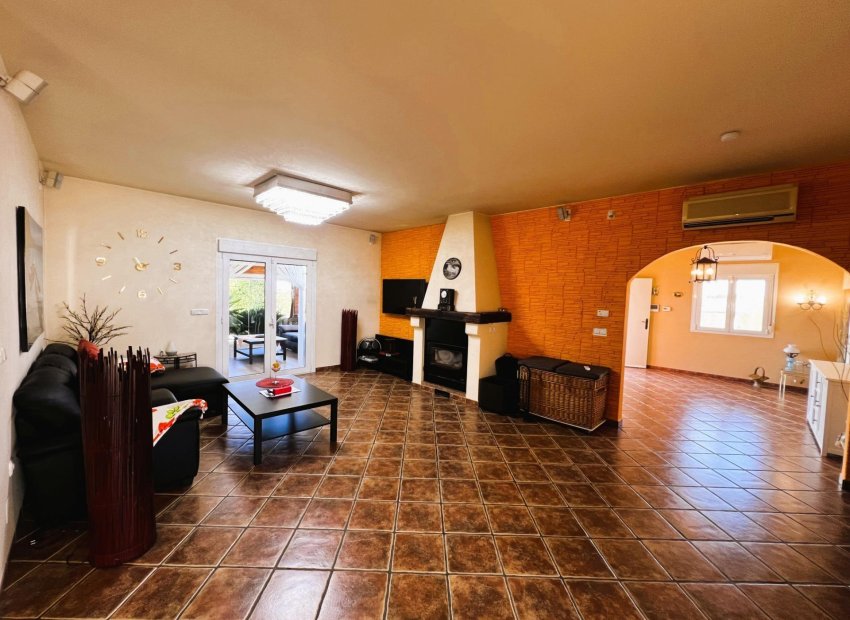 Herverkoop - Chalet - Orihuela - Molins-Campaneta-San Bartolomé