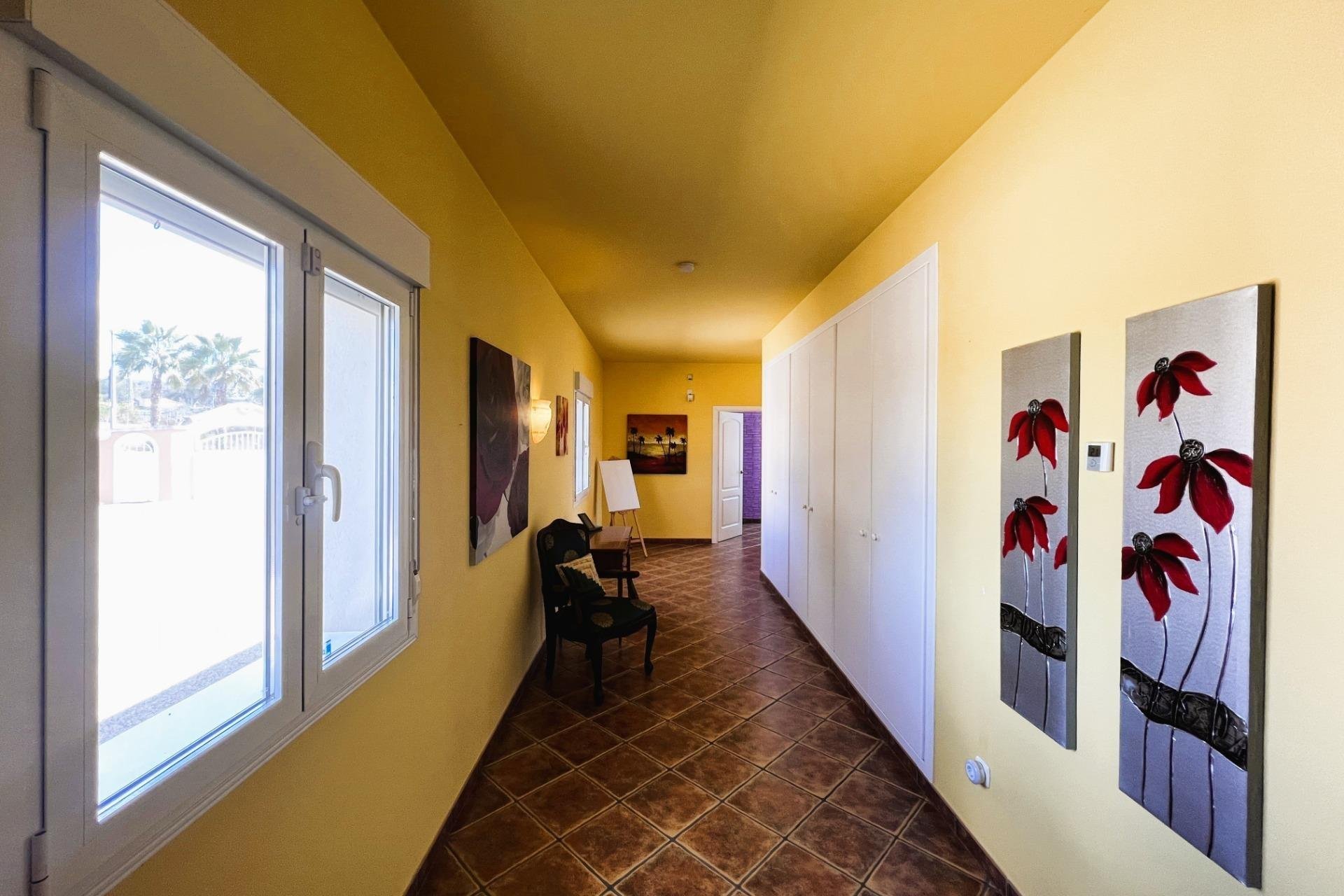 Herverkoop - Chalet - Orihuela