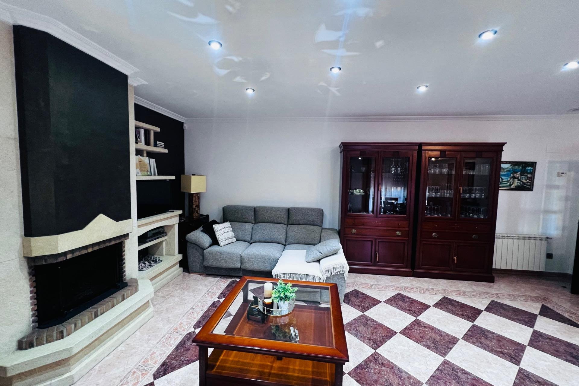 Herverkoop - Chalet - Peña las aguilas - Peña de Las Águilas