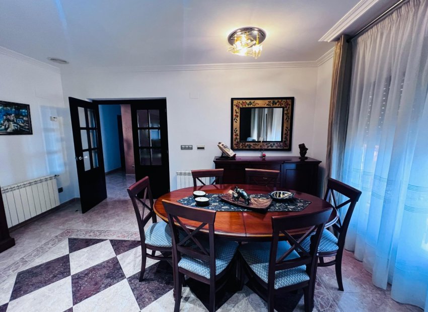 Herverkoop - Chalet - Peña las aguilas - Peña de Las Águilas