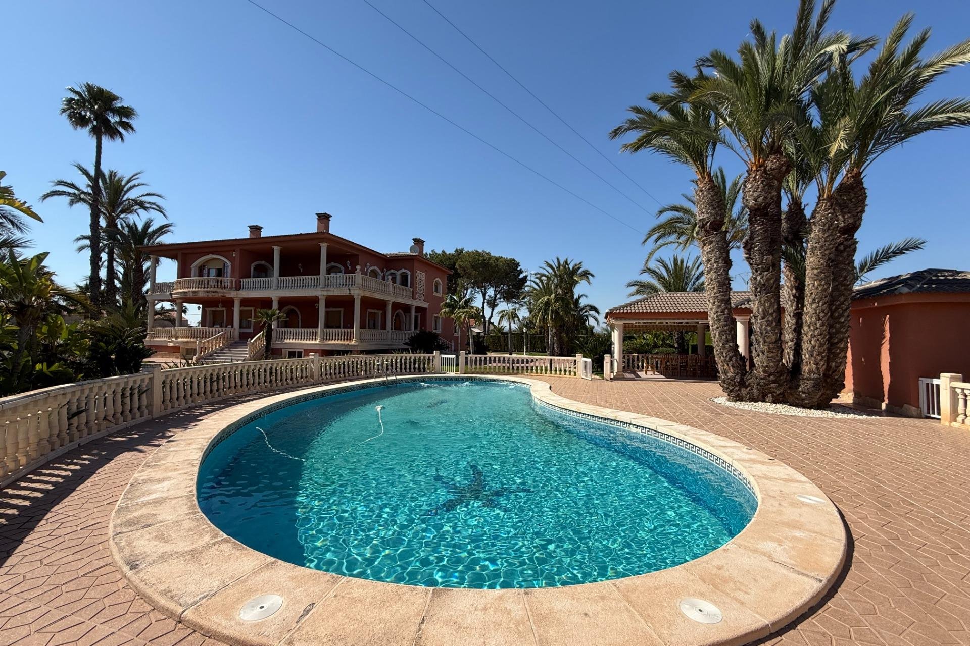 Herverkoop - Chalet - Valverde (Alicante) - Valverde
