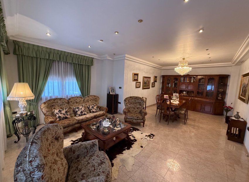 Herverkoop - Chalet - Valverde (Alicante) - Valverde