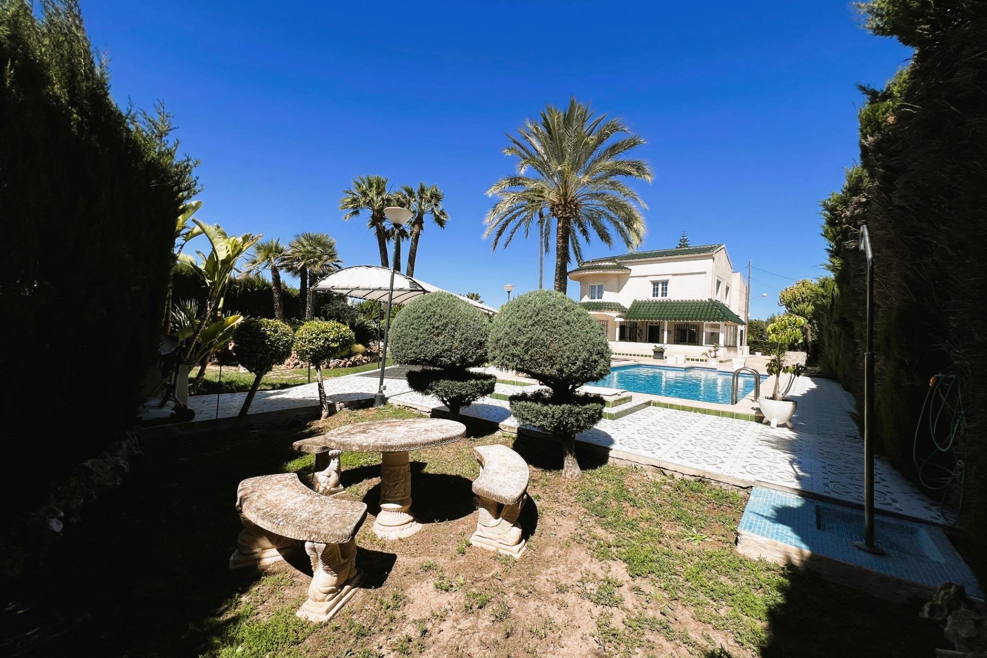 Herverkoop - Chalet - Valverde (Alicante) - Valverde