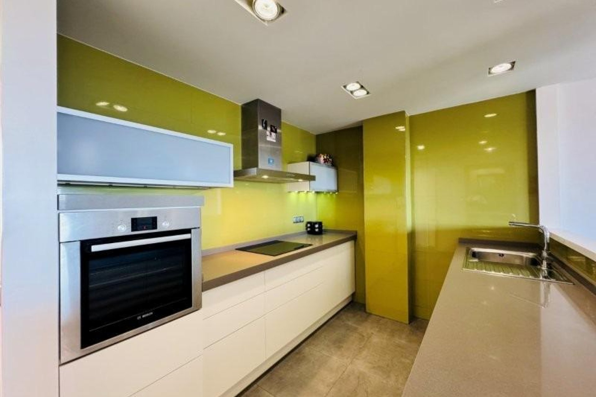 Herverkoop - duplex - Guardamar del Segura - Urbanizaciones