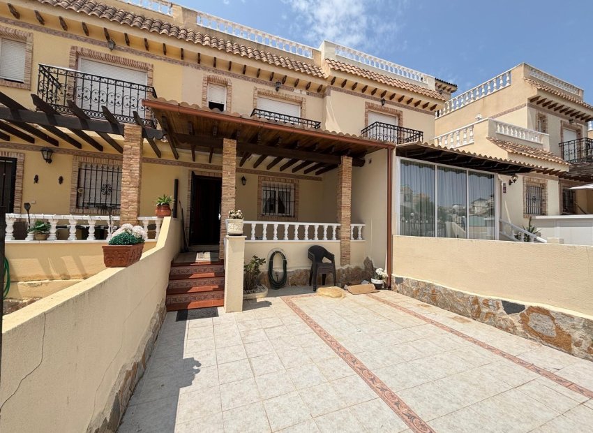 Herverkoop - duplex - Torrevieja - Orihuela costa
