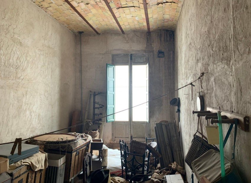 Herverkoop - Edificio - Elche - Centro