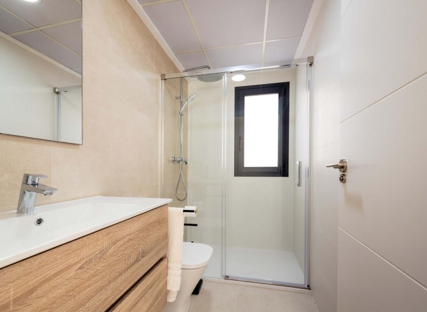 Herverkoop - Herenhuis - Cox