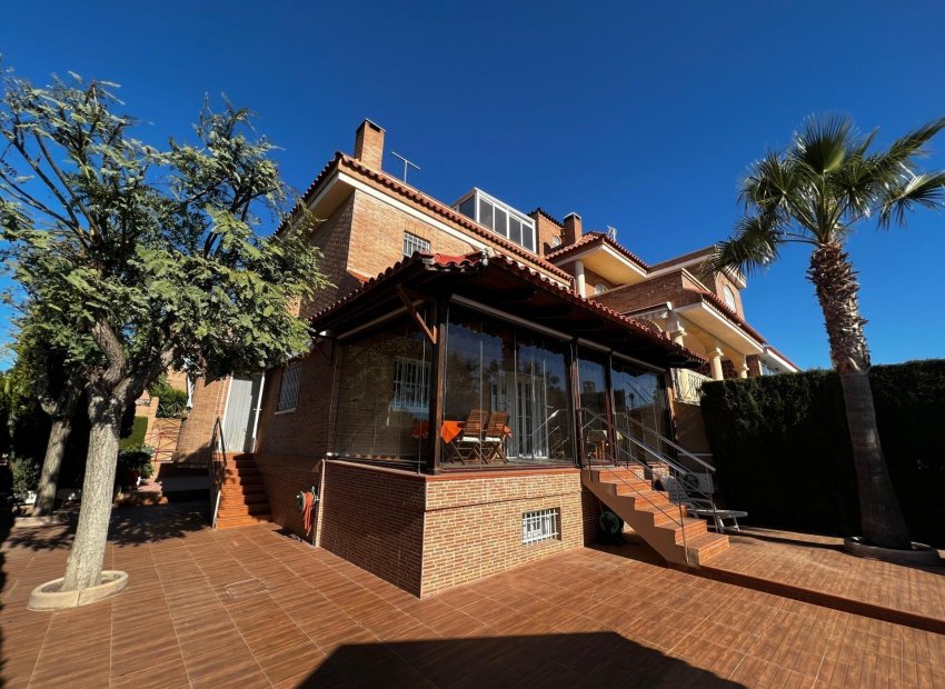 Herverkoop - Herenhuis - Elche - Bonavista