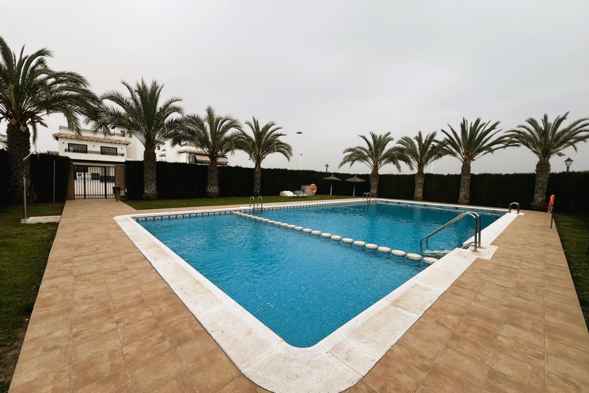 Herverkoop - Herenhuis - La marina - El pinet